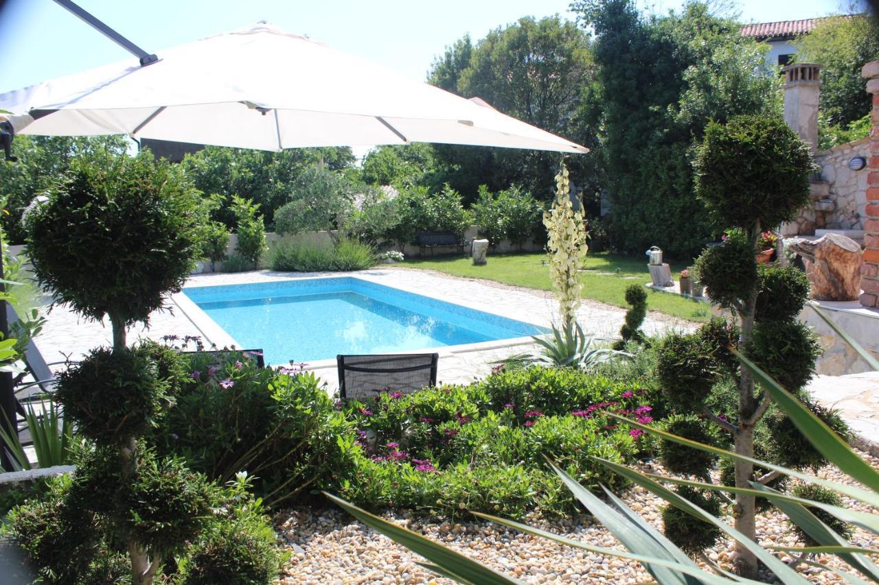 Villa Calma, Recharge Your Body And Mind Gabonjin Εξωτερικό φωτογραφία